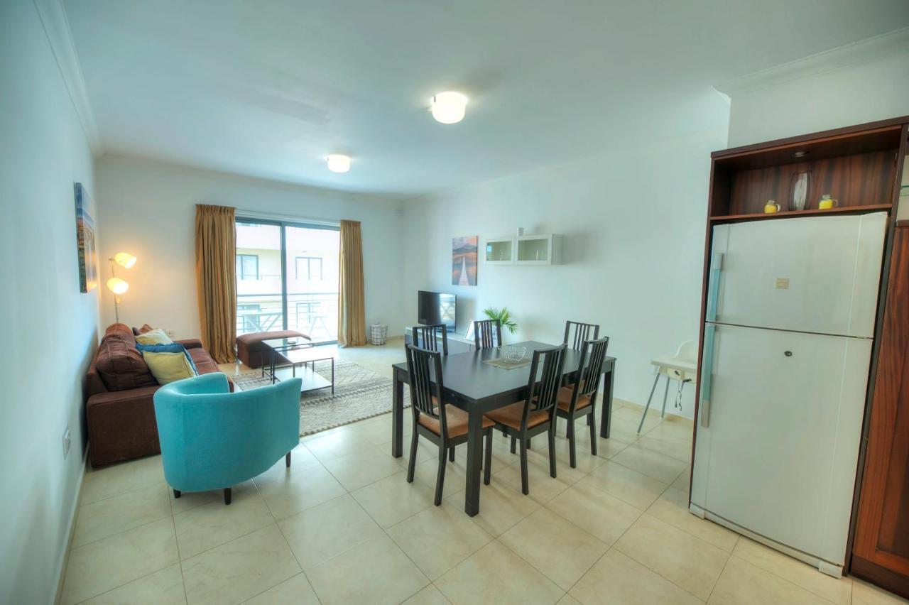 Modern 3Br Stylish & Spacious Apartment - Close To Sliema Promenade Gzira Екстериор снимка