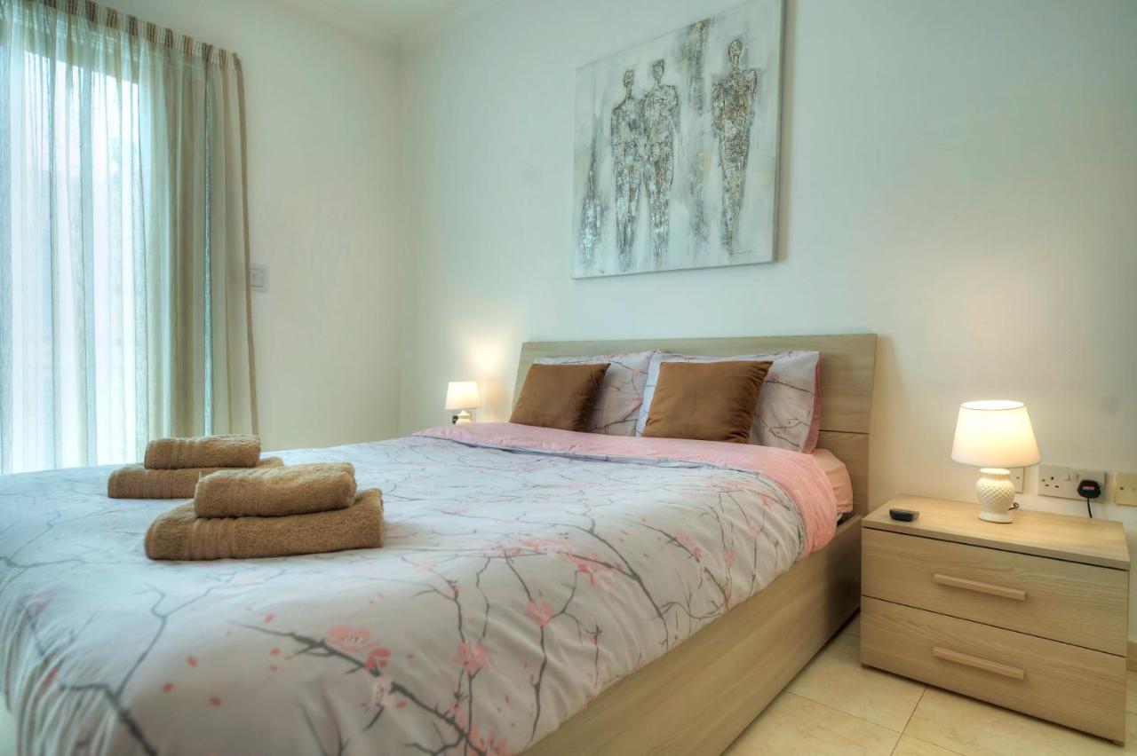 Modern 3Br Stylish & Spacious Apartment - Close To Sliema Promenade Gzira Екстериор снимка