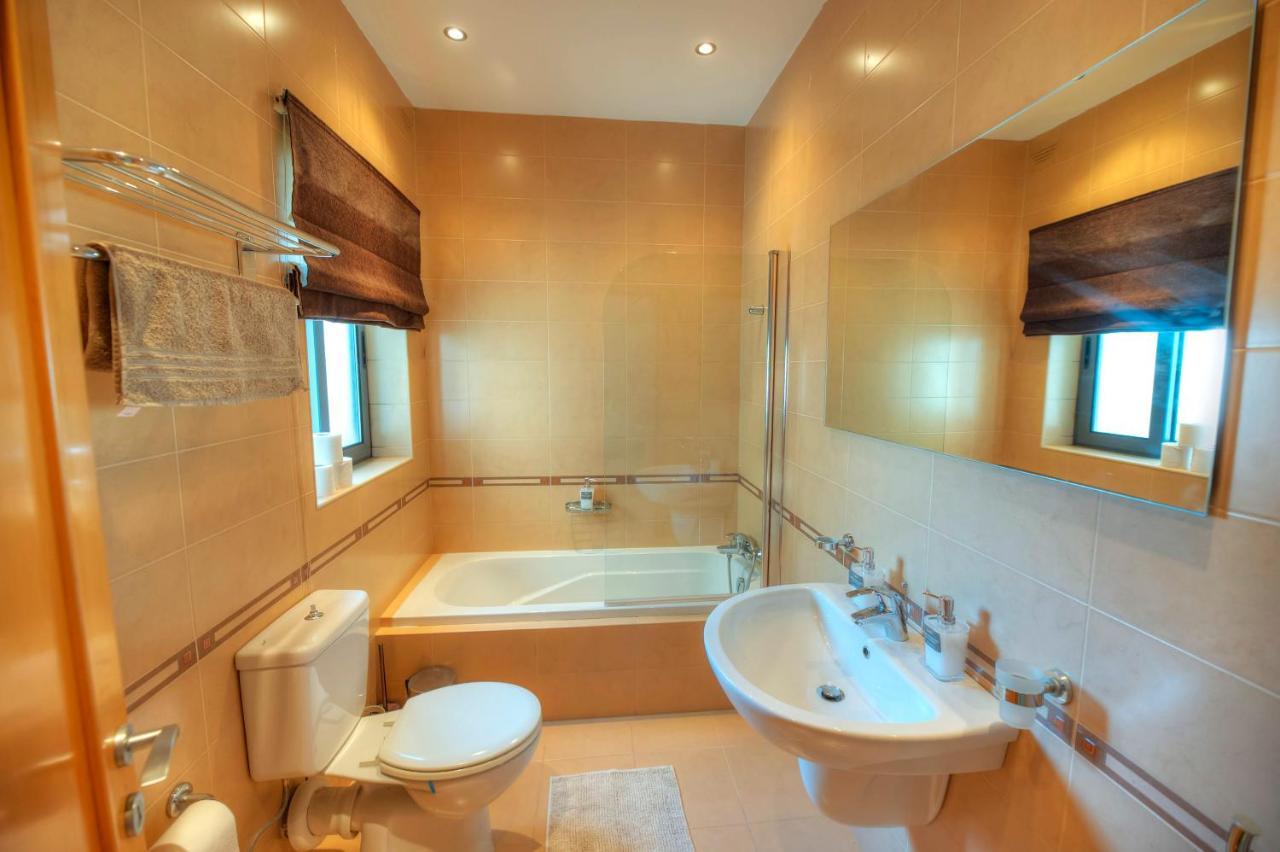 Modern 3Br Stylish & Spacious Apartment - Close To Sliema Promenade Gzira Екстериор снимка