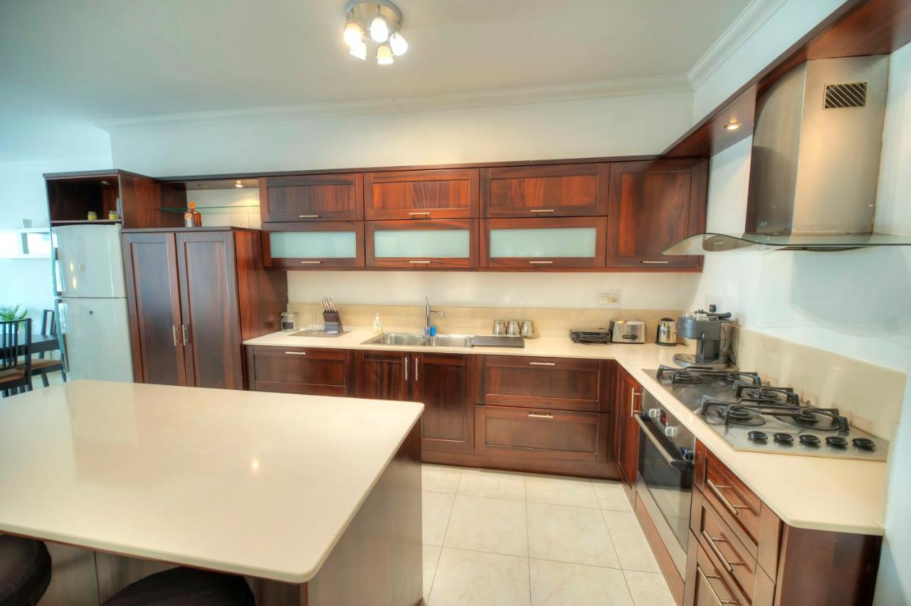 Modern 3Br Stylish & Spacious Apartment - Close To Sliema Promenade Gzira Екстериор снимка