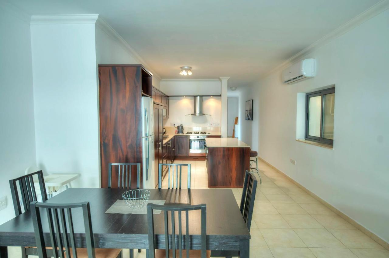 Modern 3Br Stylish & Spacious Apartment - Close To Sliema Promenade Gzira Екстериор снимка