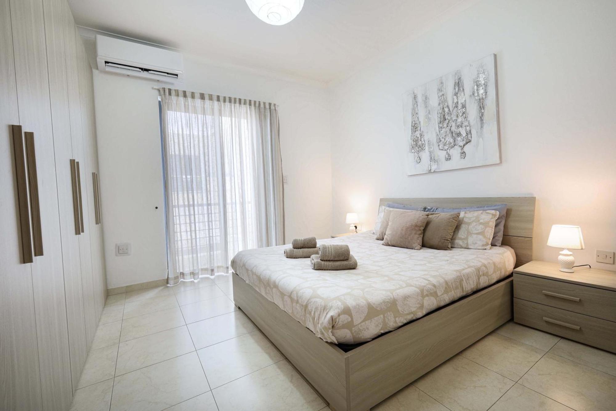 Modern 3Br Stylish & Spacious Apartment - Close To Sliema Promenade Gzira Екстериор снимка