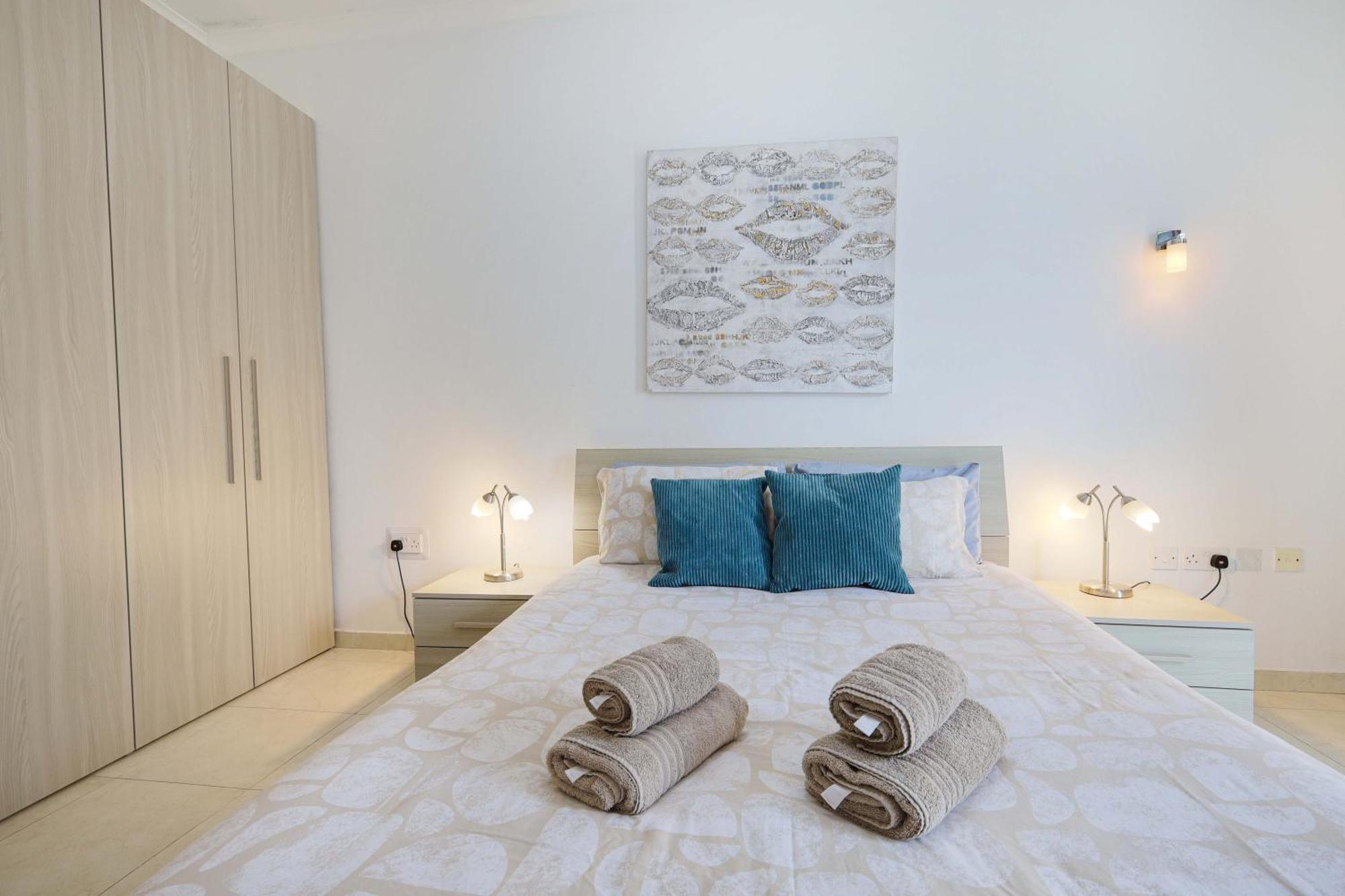 Modern 3Br Stylish & Spacious Apartment - Close To Sliema Promenade Gzira Екстериор снимка