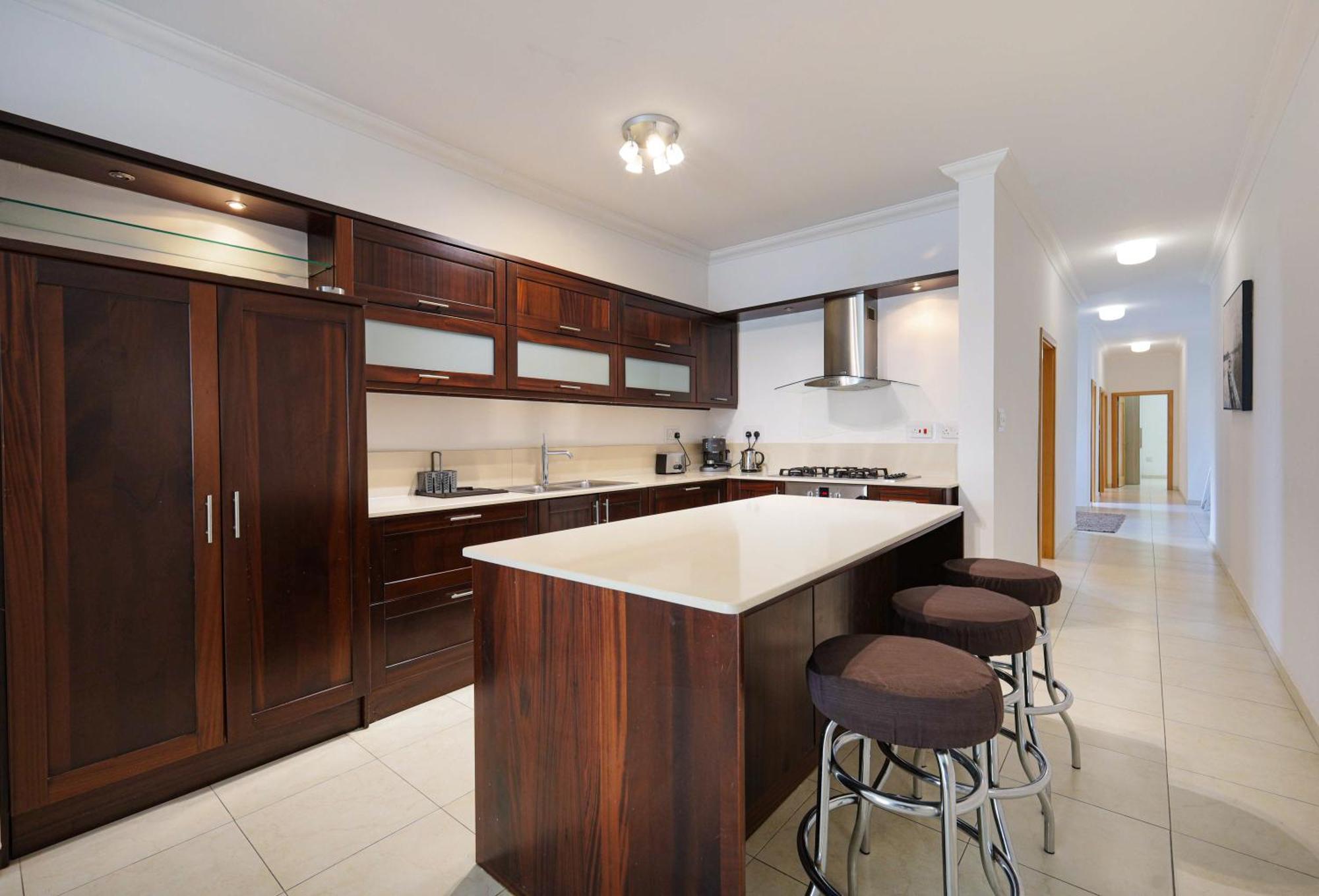Modern 3Br Stylish & Spacious Apartment - Close To Sliema Promenade Gzira Екстериор снимка