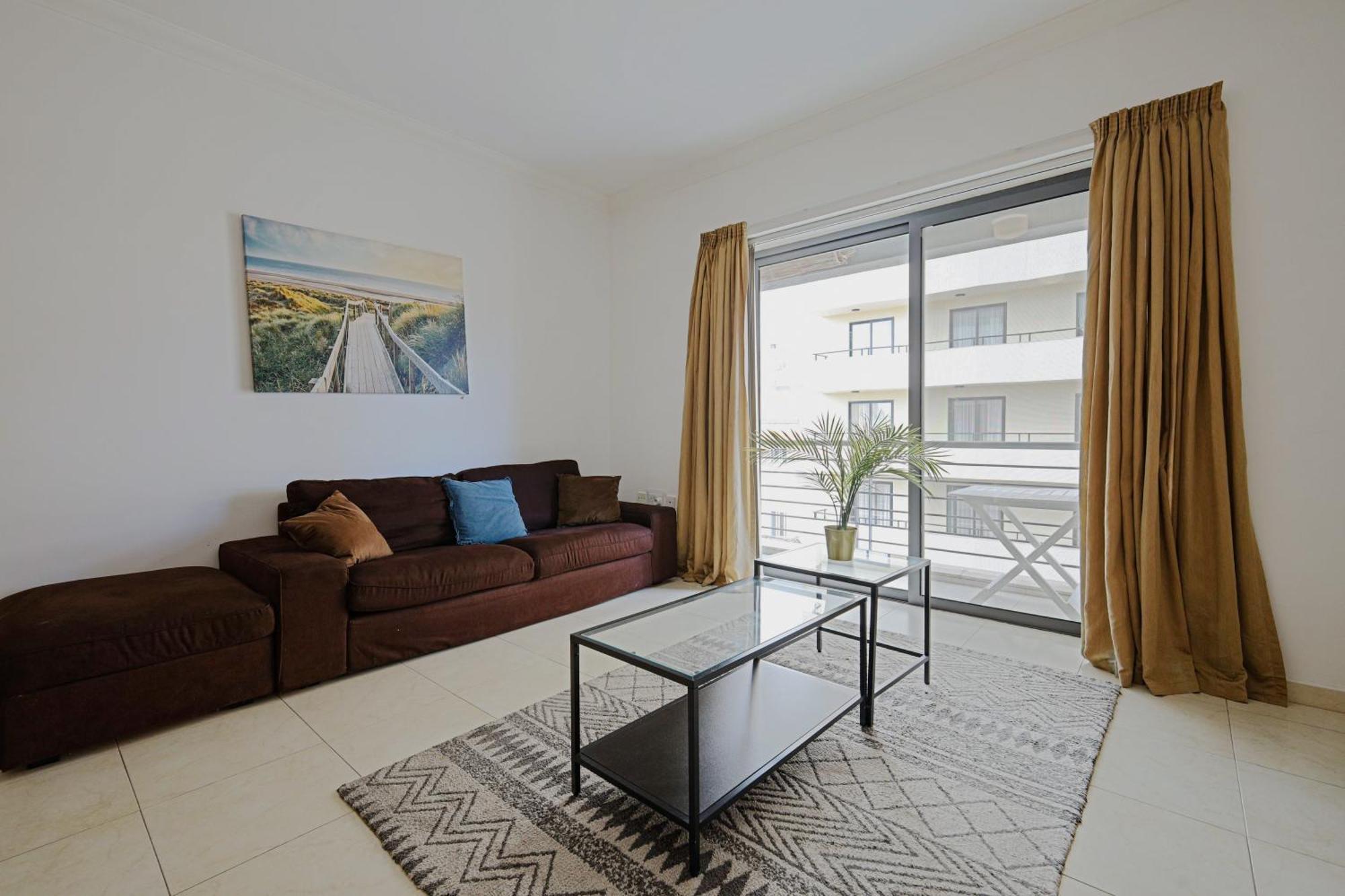 Modern 3Br Stylish & Spacious Apartment - Close To Sliema Promenade Gzira Екстериор снимка