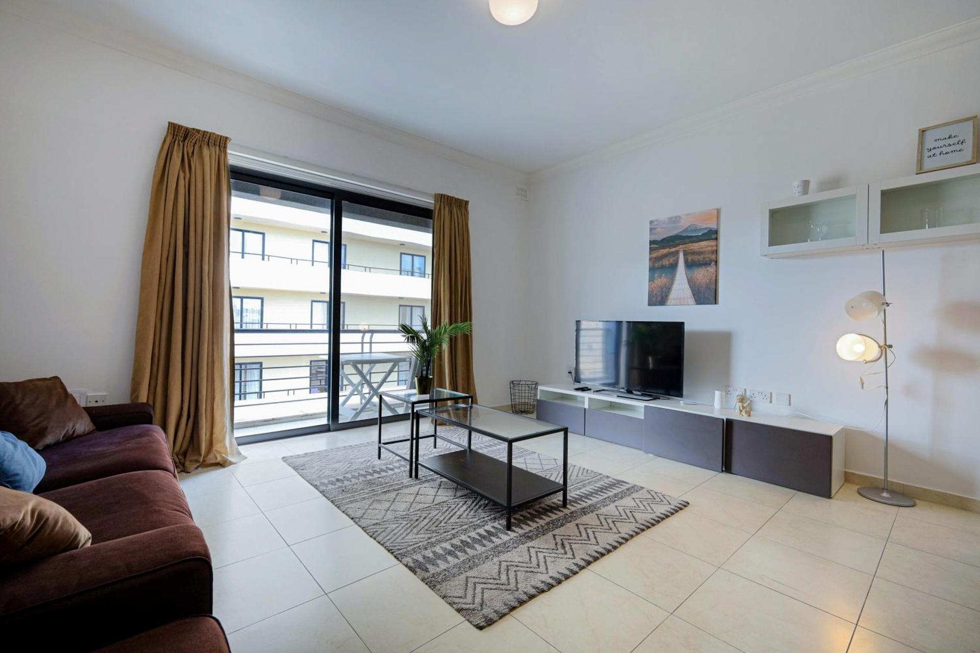 Modern 3Br Stylish & Spacious Apartment - Close To Sliema Promenade Gzira Екстериор снимка