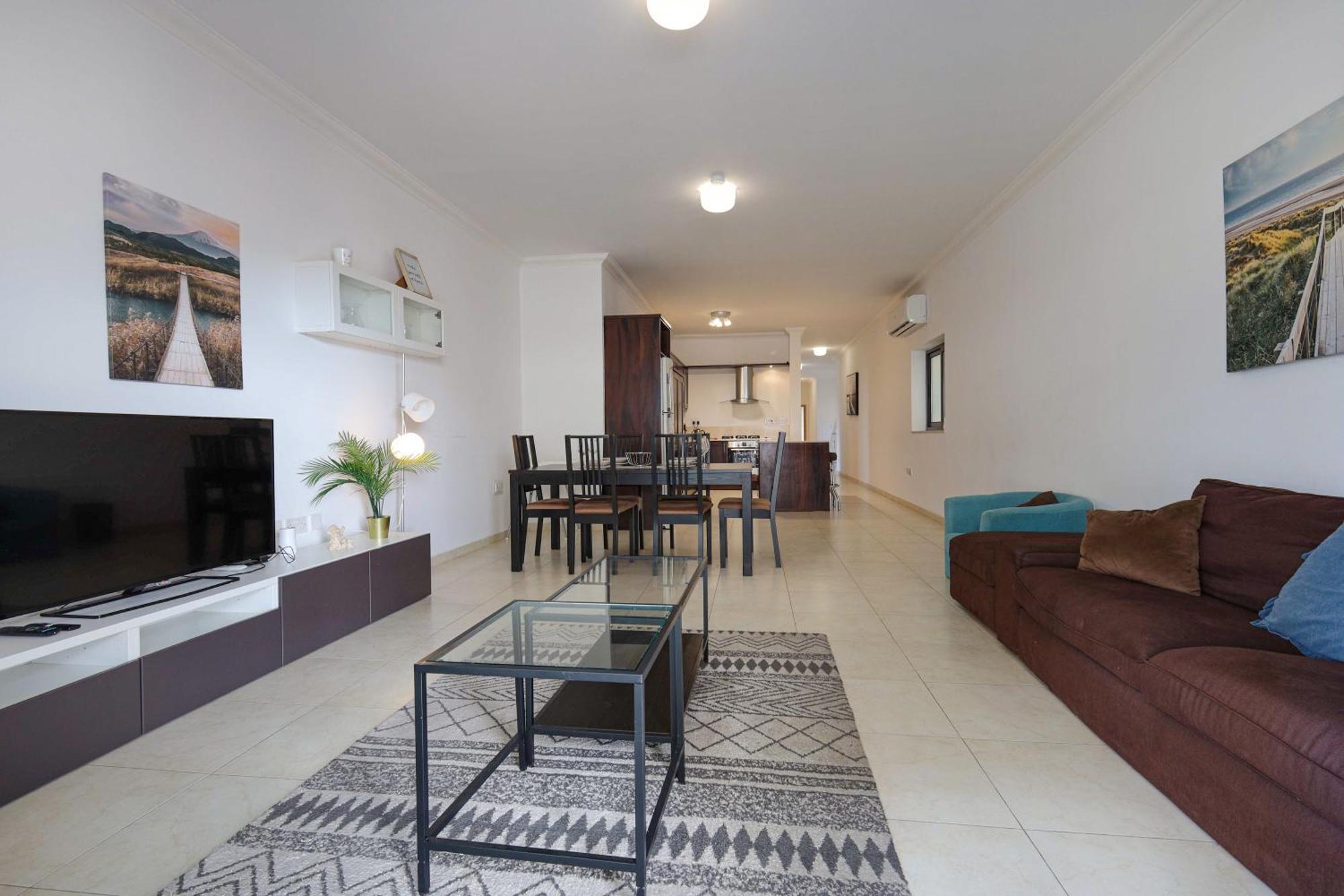 Modern 3Br Stylish & Spacious Apartment - Close To Sliema Promenade Gzira Екстериор снимка